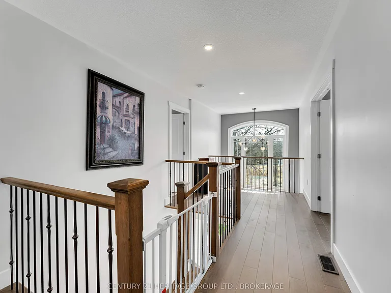 90 Aragon Rd — Photo 26