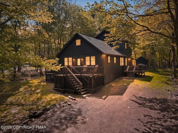 43 Estates Dr, Lake Harmony, PA 18624