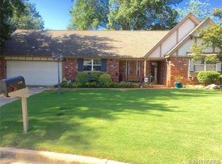 6706 E 75th Ct, Tulsa, OK 74133