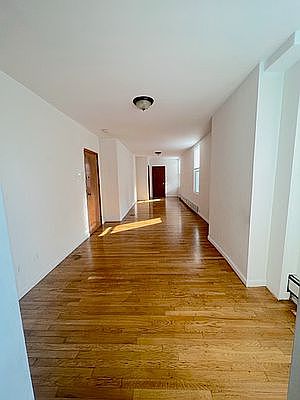 3rd image of 29-15 Astoria Blvd #2R