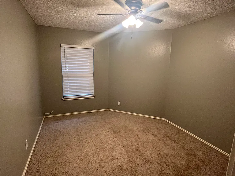 7986 Wayside Trl — Photo 15