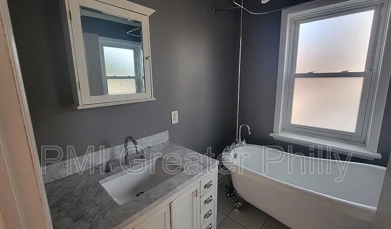 306 Cambridge St — Photo 9