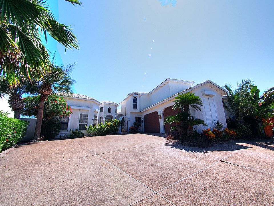 1st image of 13737 Primavera Dr