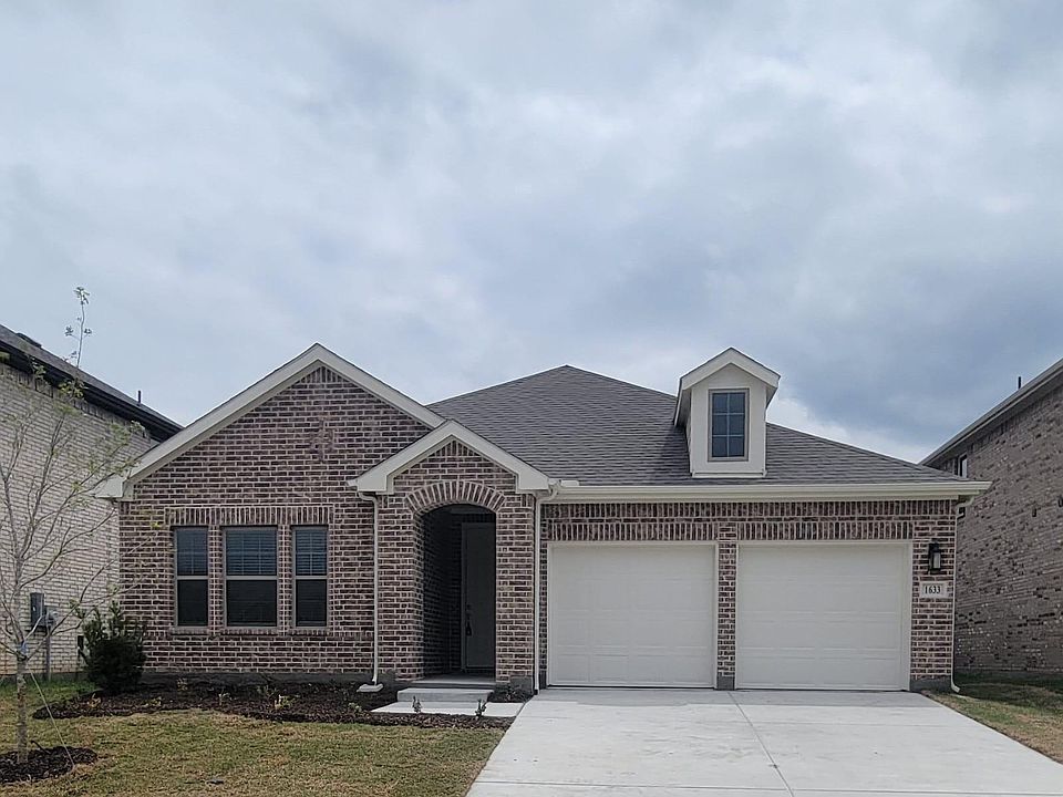 1st image of 1633 Pine Valley Dr