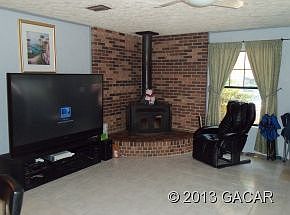 3rd image of 590 NE 833rd St