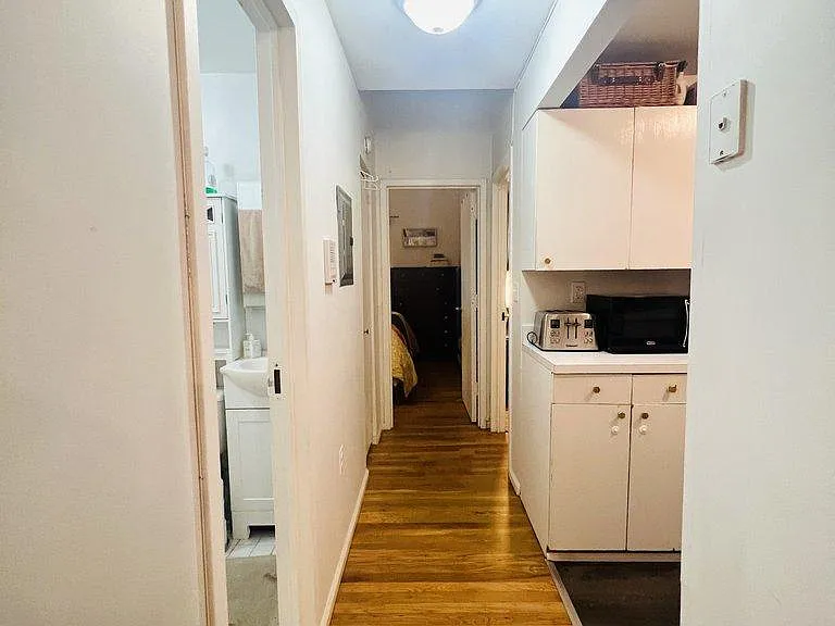 371 Pacific St #B — Photo 5