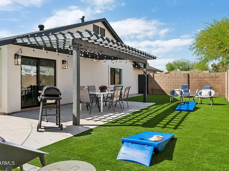 5301 E Tierra Buena Ln — Photo 41