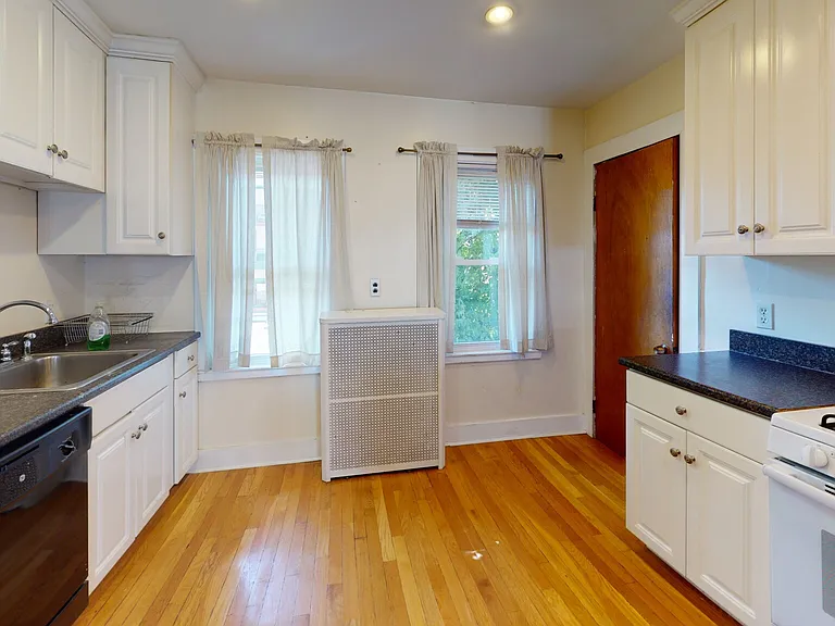 47 Fairbanks St #2 — Photo 2