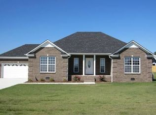 26575 Peek A Boo St, Athens, AL 35613