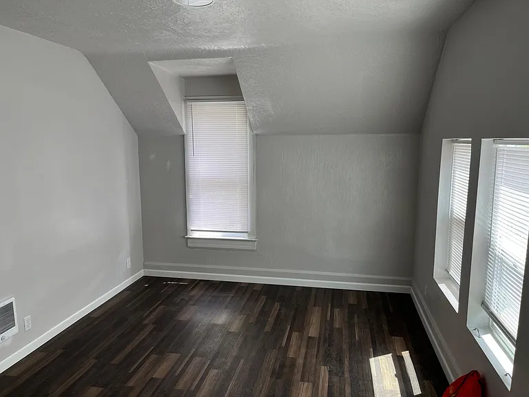 1202 W Sinto Ave #B — Photo 11