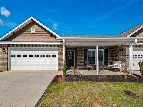159 Mayapple Way, Sevierville, TN 37862