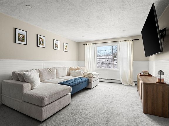 5th image of 913 State Rd APT 14