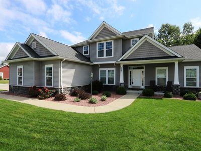 5541 Deer Hollow Dr, South Bend, IN, 46614