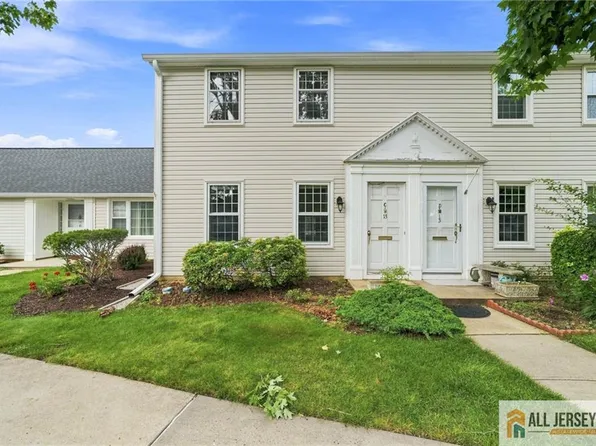 13 Sussex Way #C, Monroe Township, NJ 08831