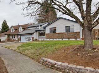 380 SW Mawrcrest Dr, Gresham, OR 97080