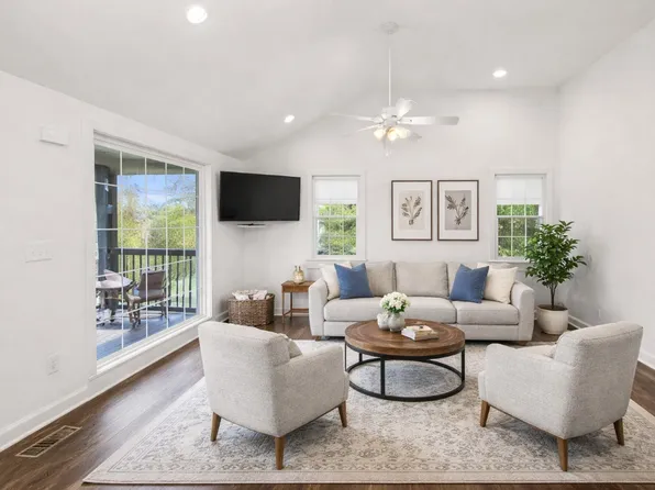 2722 Ennis Rd, Nashville, TN 37210