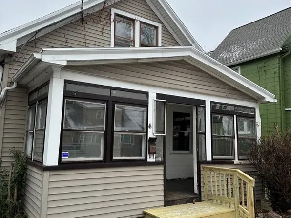 44 Bradfield St, Rochester, NY 14611