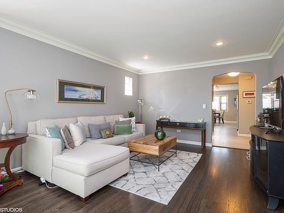 5th image of 8450 N Olcott Ave