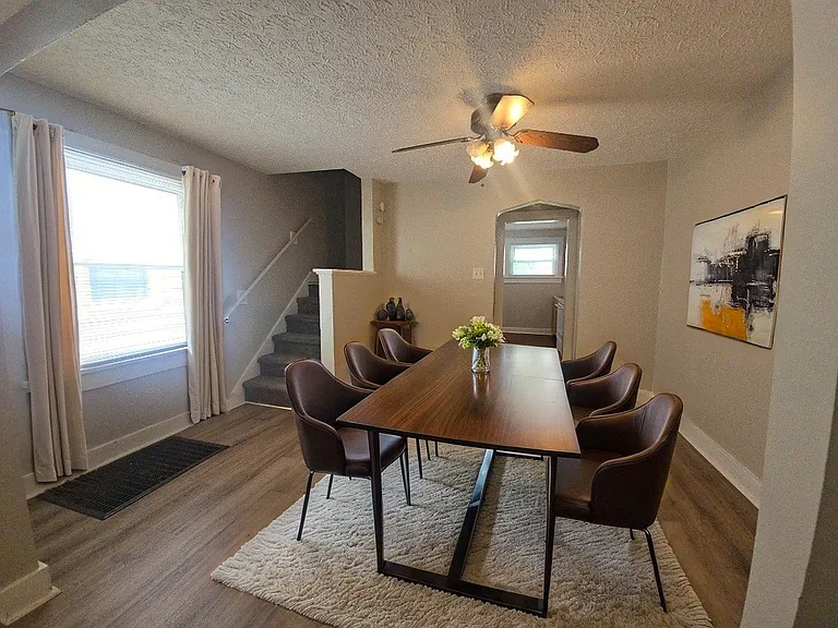 338 Brooklyn Ave — Photo 9