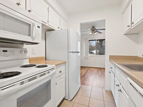 Bloomfield On The Green - West Bloomfield, MI