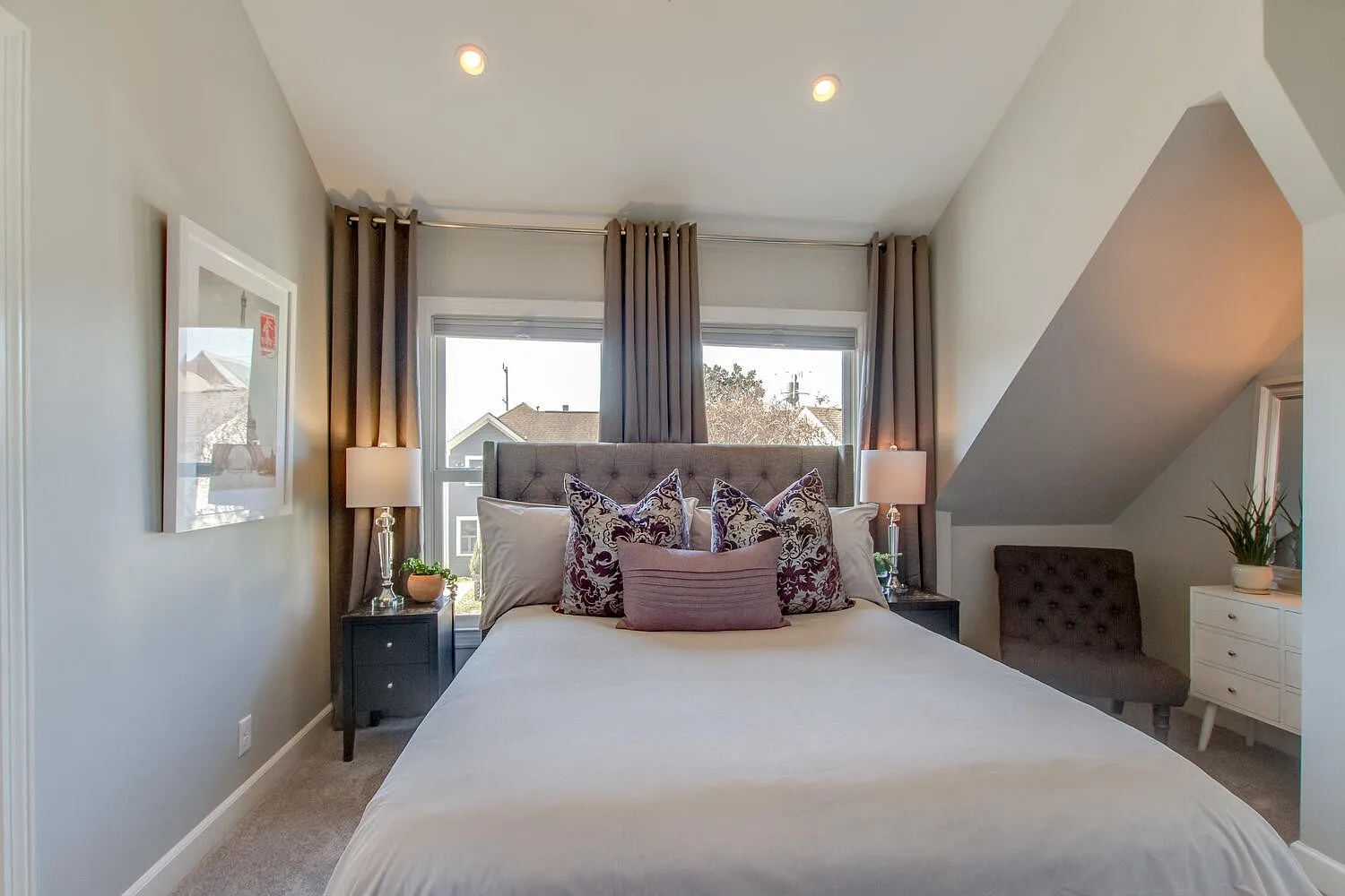 1 bed, 1.0 bath, 580 sqft, $1,950 — Photo 1