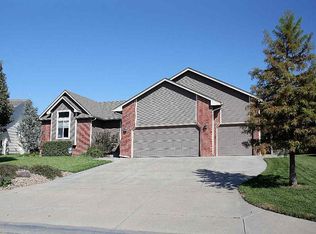 102 S Maple Dunes St, Wichita, KS 67235