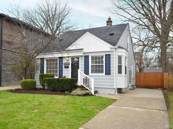 1847 Cole Ave, Birmingham, MI 48009