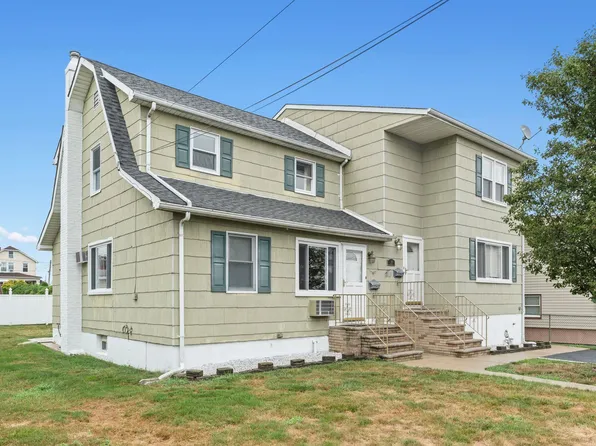 10 Blanche St, Secaucus, NJ 07094