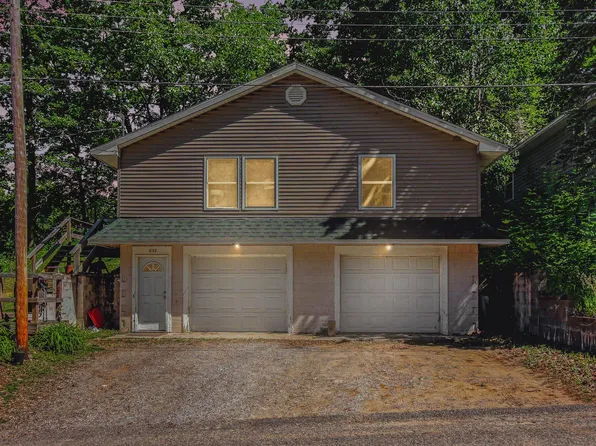 642 Sharon St, Gaylord, MI 49735
