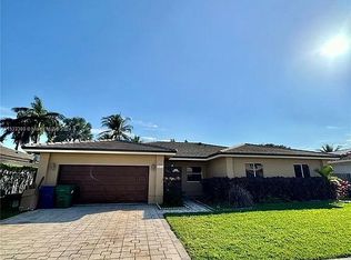 14762 SW 143rd Ter, Miami, FL 33196