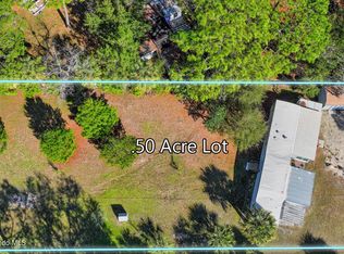 1025 S Palm Ave, Homosassa, FL 34448