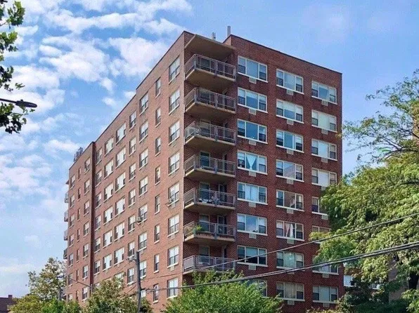 81-11 45 Ave #6D, Elmhurst, NY 11373