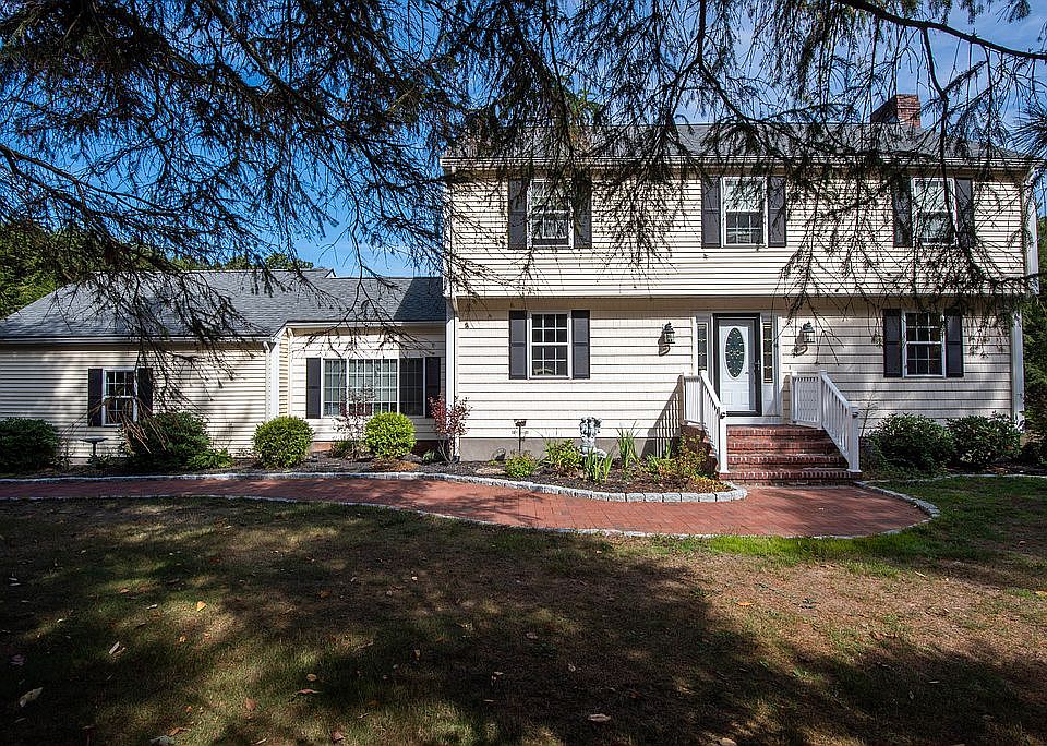 195 Lowell St, Lynnfield, MA 01940 Zillow