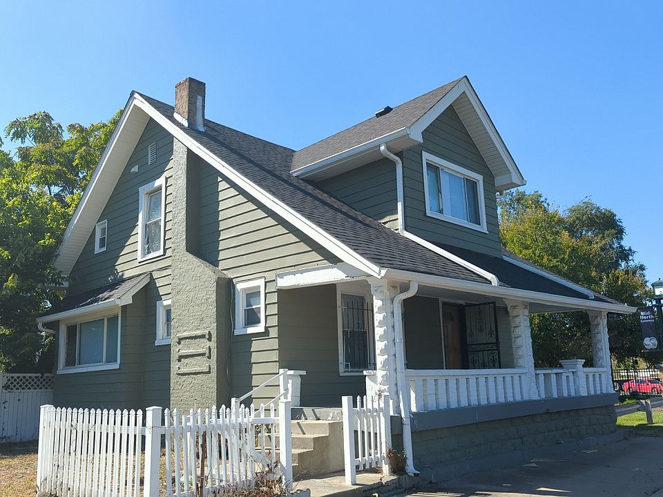 1st image of 349 W 29th St