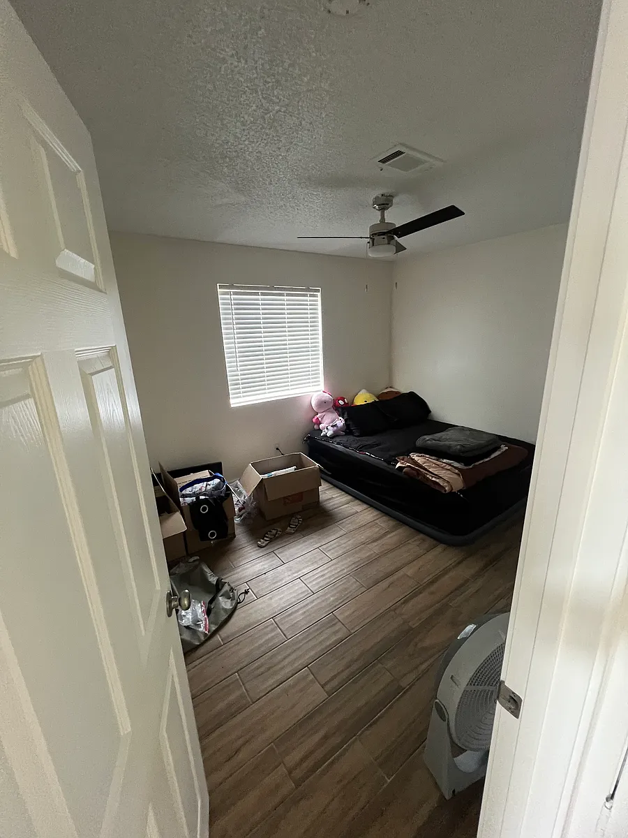 Building Photo - 702 Bracewood Cir #A