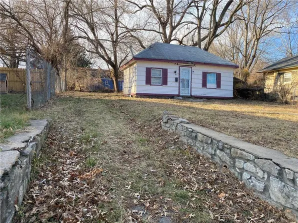 6712 College Ave, Kansas City, MO 64132