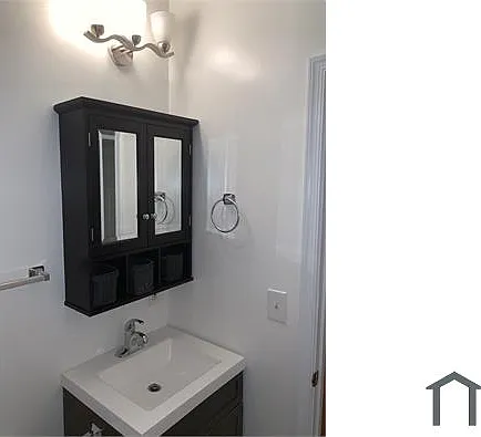 135 Adams St NW — Photo 17