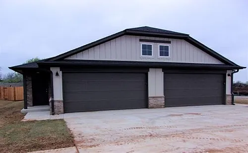 Floor plan 11225 Howard Dr