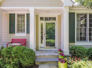 84 Cross River Rd, Mount Kisco, NY 10549