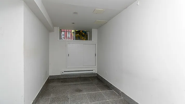 Rented by Nooklyn NYC LLC | media 26