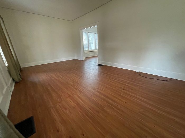 913 Eastern Pkwy, Louisville, KY 40217 Zillow