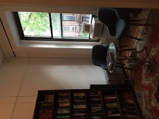 Rented by Moving Forward Real Estate NYC | media 31