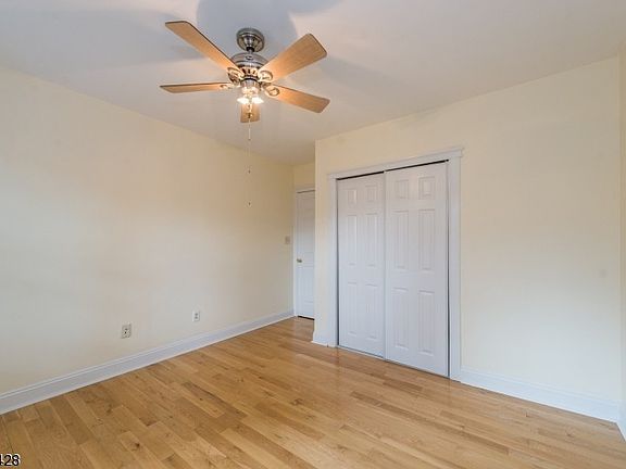 5th image of 250 High St APT 1