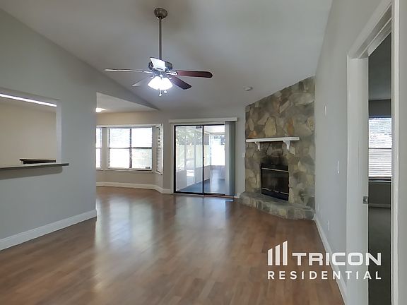 3rd image of 4181 Davie Ct