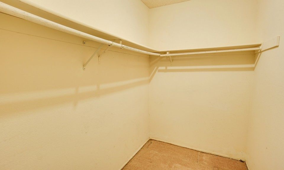 1st image of 4961 Morningstar Dr