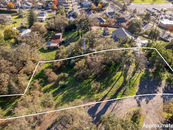 1584 Healdsburg Avenue, Healdsburg, CA 95448