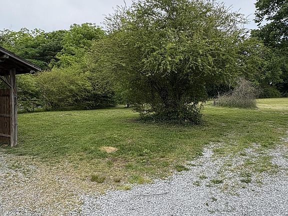 4th image of 1117 Bledsoe Dr