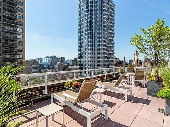 165 East 32nd Street image 8 of 9