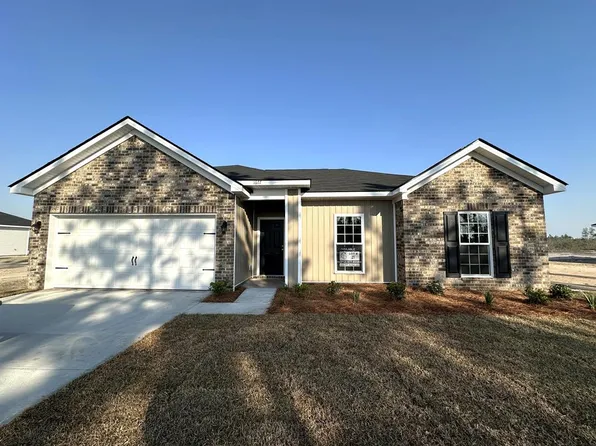 1677 SE Arnold Dr, Allenhurst, GA 31301