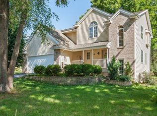 5406 Valley Dr, Richmond, IL 60071